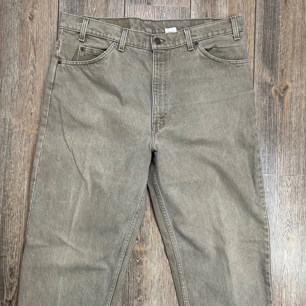 Levis 550 Orange Tab Vintage Jeans Mens 38x32 Tan USA Made 1996 Relaxed Tapered